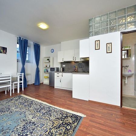Studio Apartment Dana 프라하 외부 사진