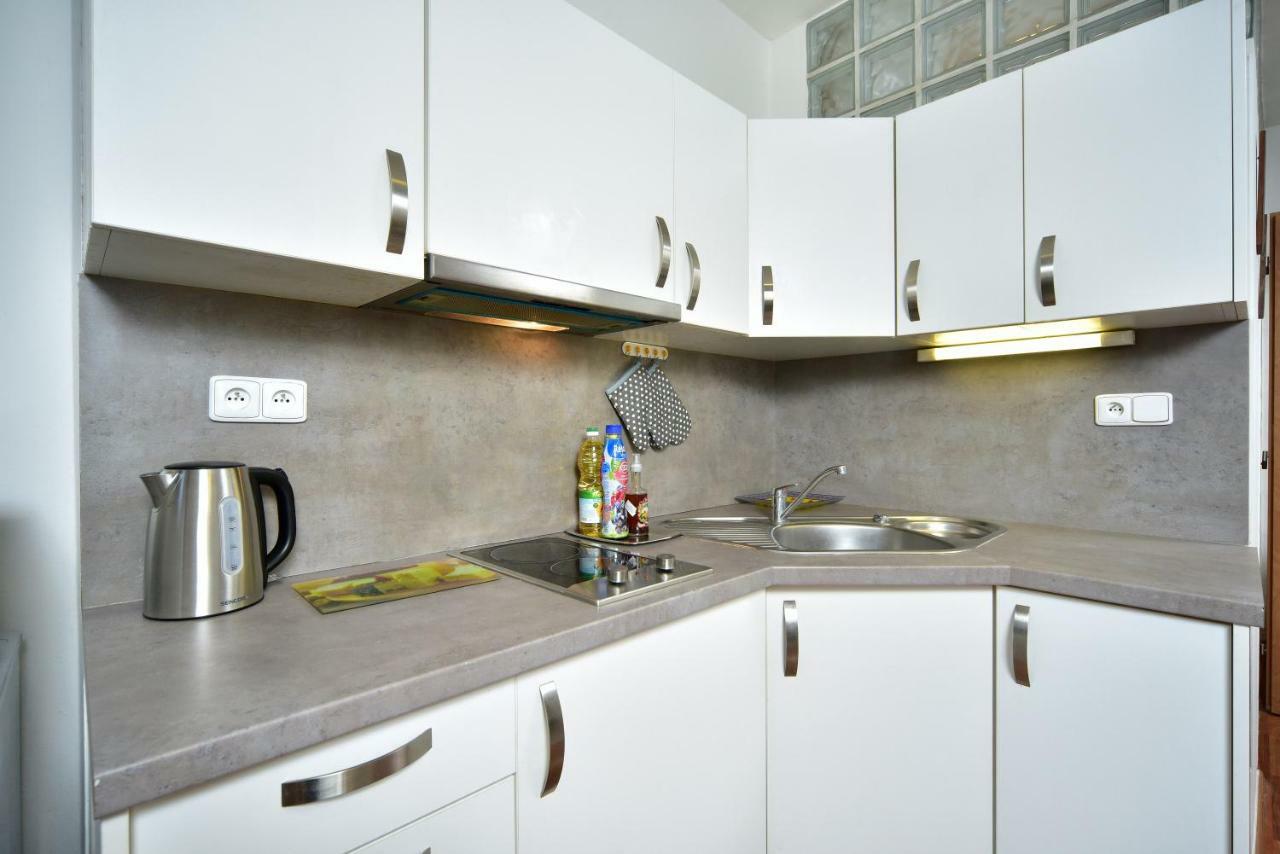 Studio Apartment Dana 프라하 외부 사진